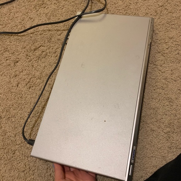 SONY DVD player with HDMI - Picture 8 of 16